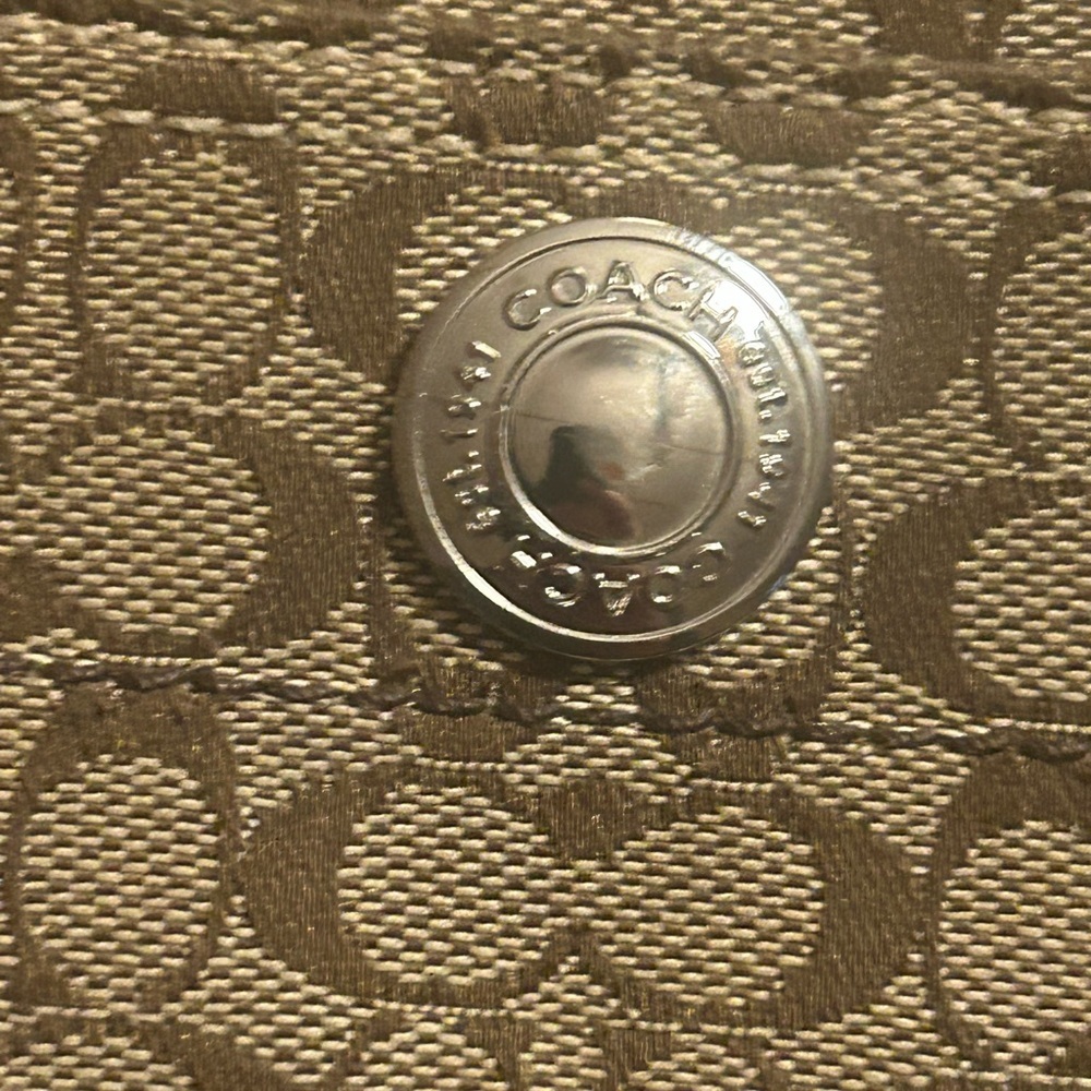Coach  Wallet - Picture 12 of 12